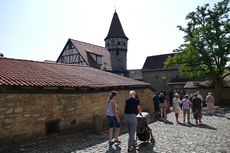 Sankt Crescentius on Tour in Ostheim und auf dem Kreuzberg (Foto: Karl-Franz Thiede)